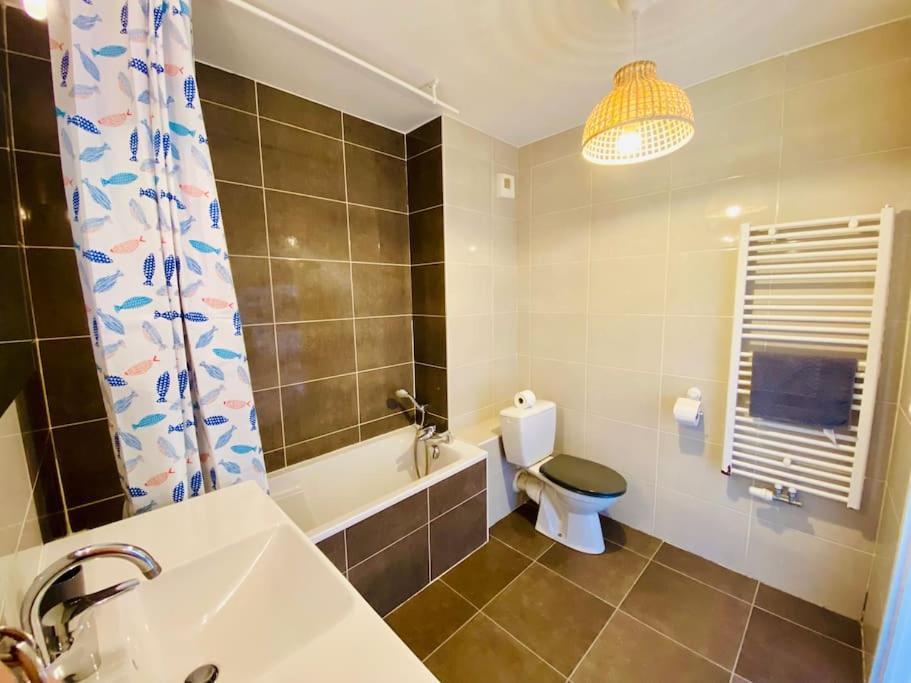 "Loulou" T1 Moderne Et Lumineux, Centre Ville, Wifi, Parking Sete Exterior photo