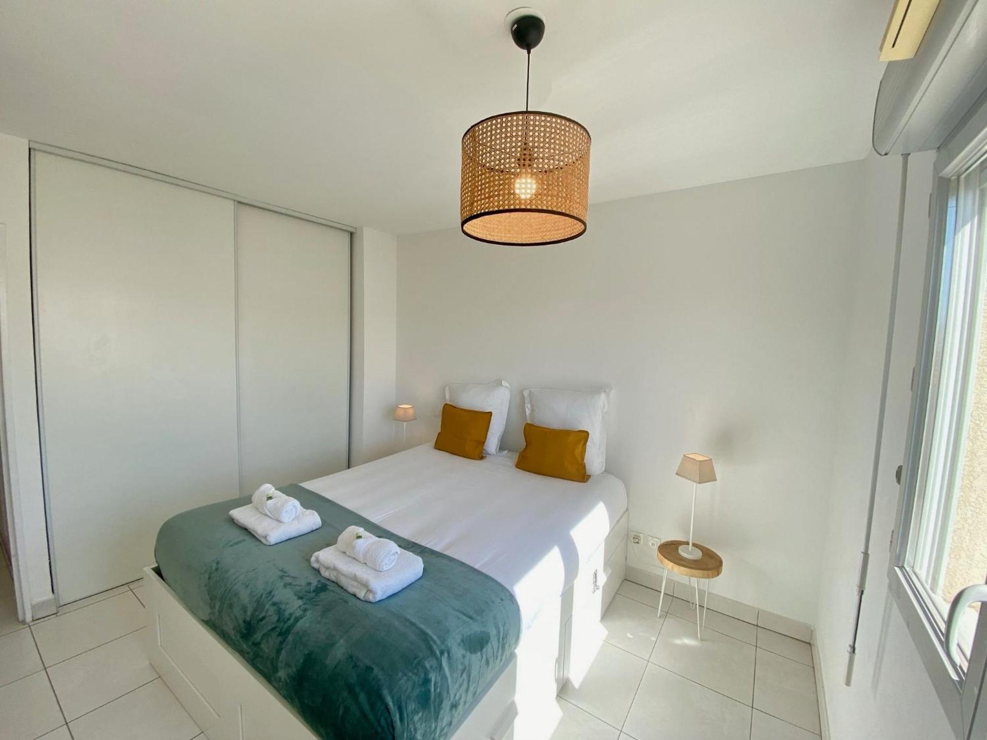 "Loulou" T1 Moderne Et Lumineux, Centre Ville, Wifi, Parking Sete Exterior photo